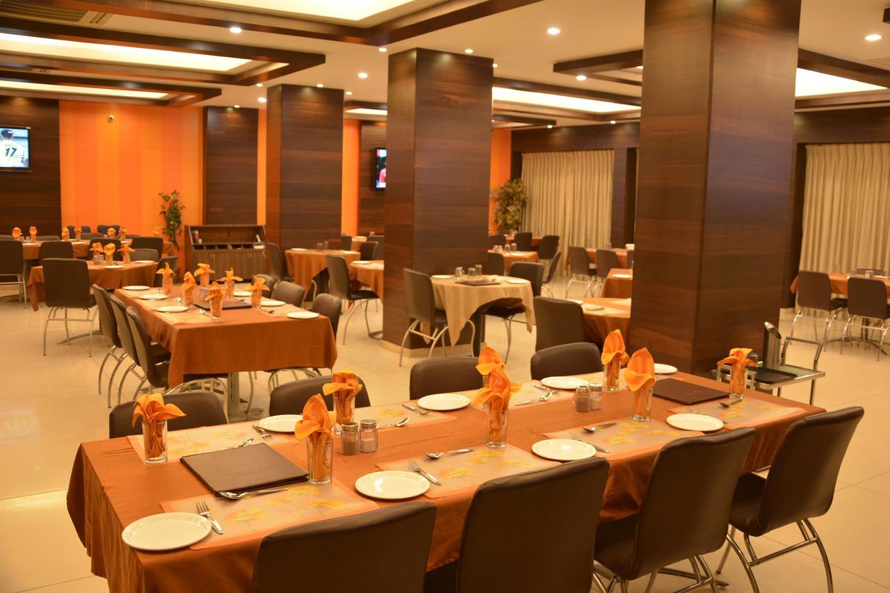 Hotel Prince Residency Бхудж Экстерьер фото